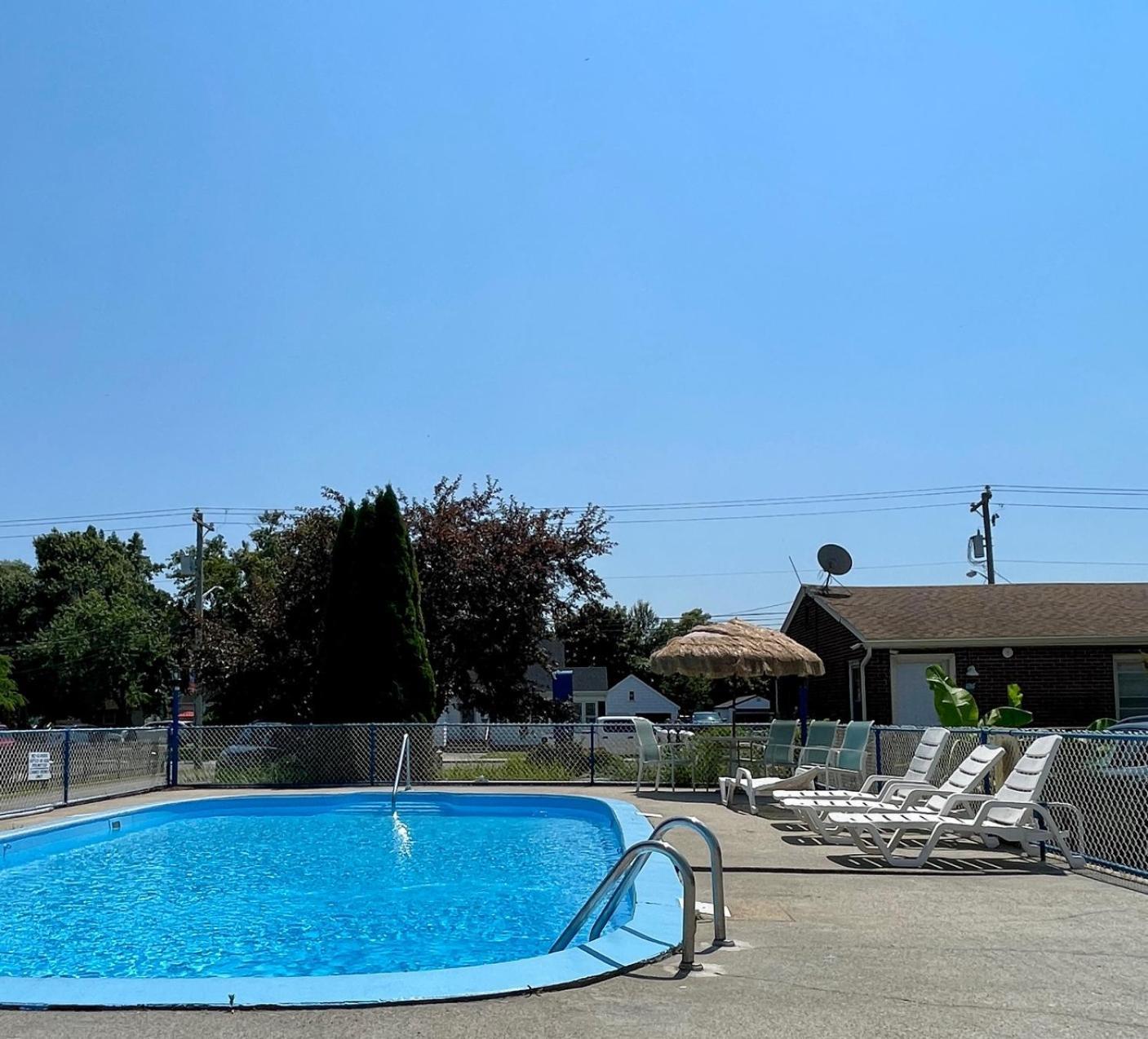 Americas Best Value Inn Chincoteague Ngoại thất bức ảnh