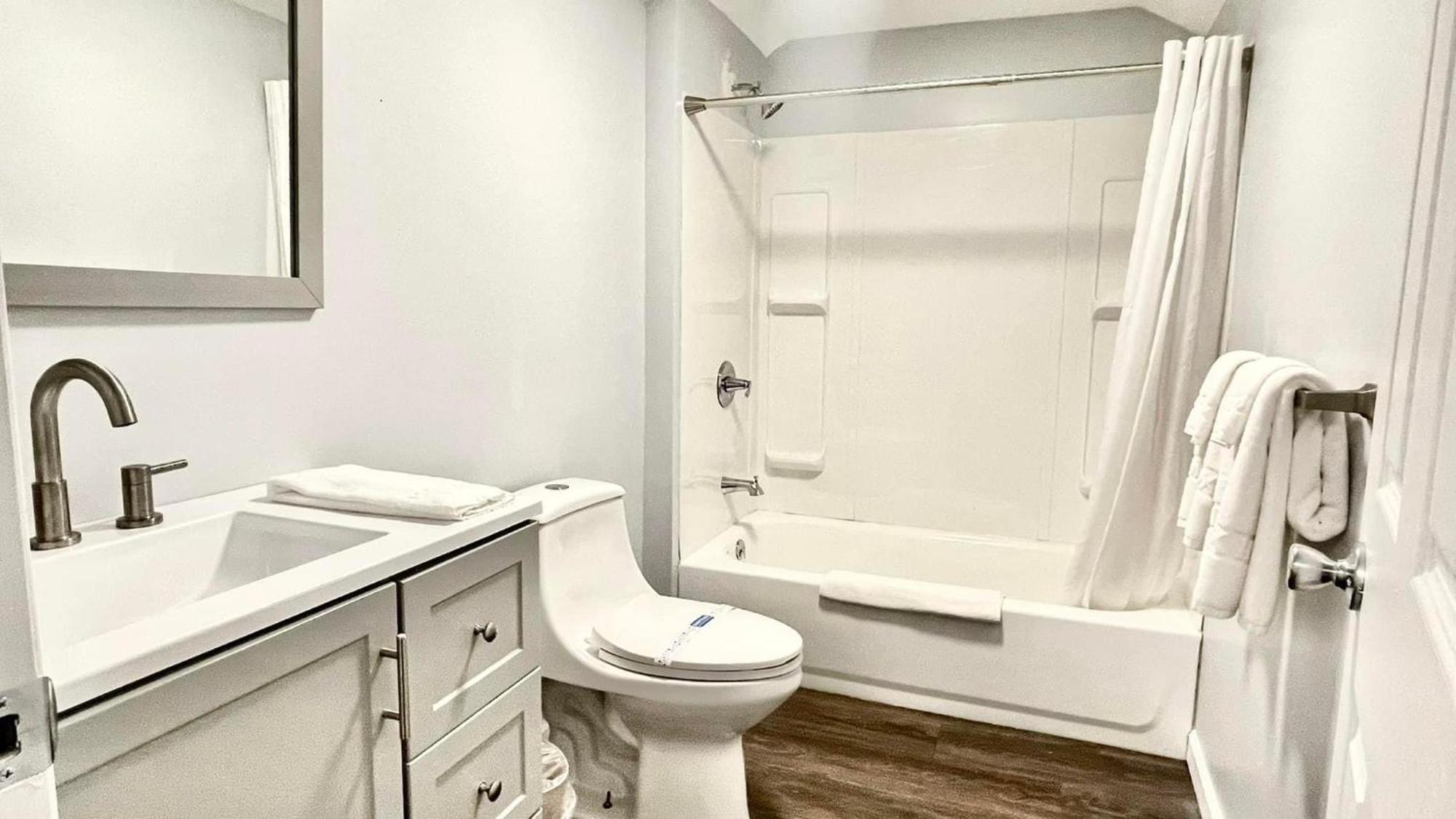 Americas Best Value Inn Chincoteague Ngoại thất bức ảnh